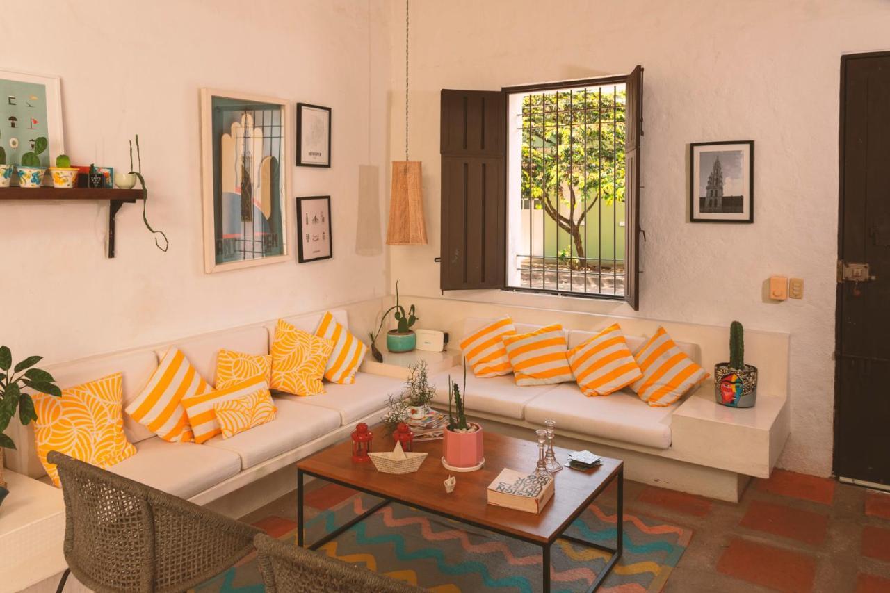 לינה וארוחת בוקר הונדה Casa Amberes מראה חיצוני תמונה